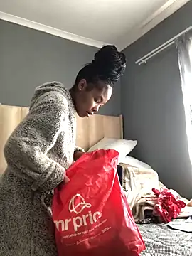 Nicole_Liam_ live sex cam