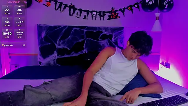 Leo_Savage_ live sex cam