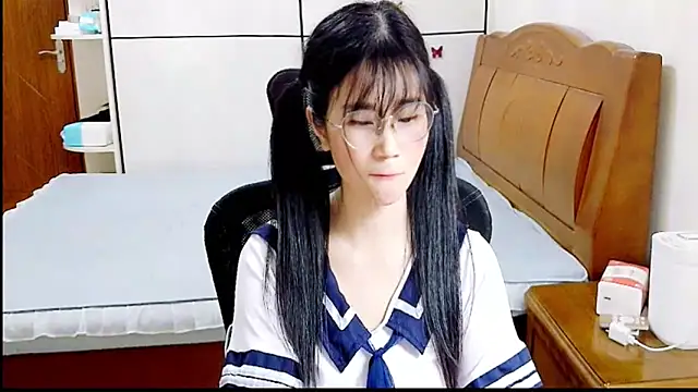 Strawberry_baby live sex cam