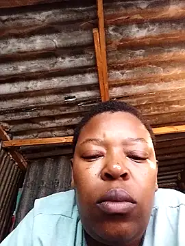 curvyloneah75 live sex cam