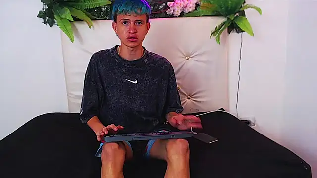 iam_lukas__ live sex cam