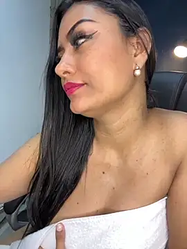 _Isabella_1 live sex cam