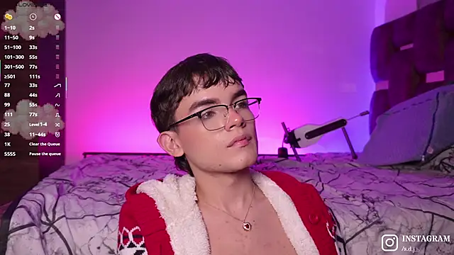 Angelo_018 live sex cam