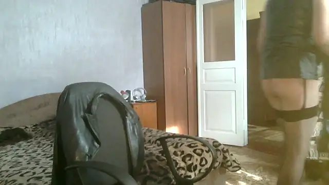 NiraFrost live sex cam