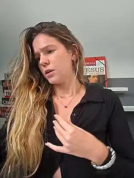 lucie_mehott live sex cam