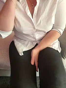 petitoiseau67 live sex cam