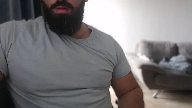 hugemachohandsome live sex cam