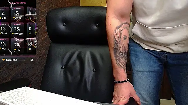 MatiasDean live sex cam