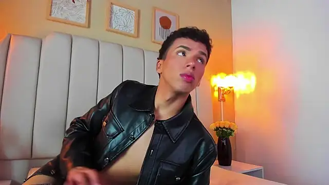 SEANTROYY live sex cam