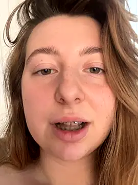 curvyflawless live sex cam