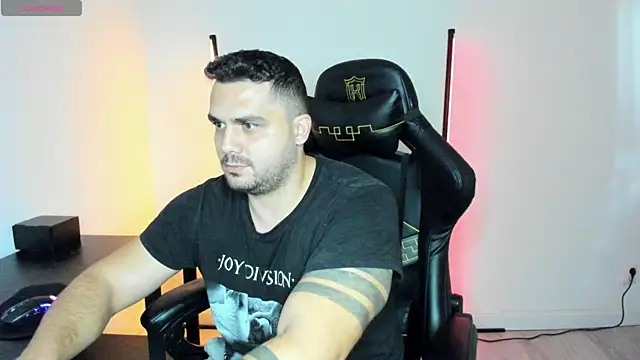 Danielbateson live sex cam
