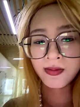 yuki_july live sex cam