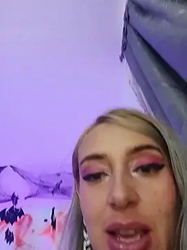 Nathahot69 live sex cam