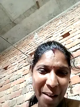 Savita992 live sex cam