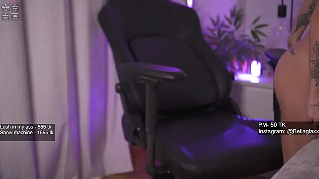 BellaGiaxx live sex cam