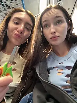 SnappyHappy live sex cam
