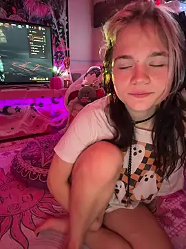 Cutiepiespanks live sex cam