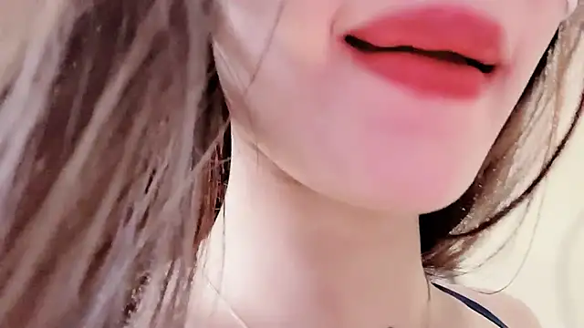MaiLiiil live sex cam