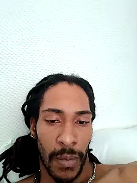 Mikaaa97 live sex cam