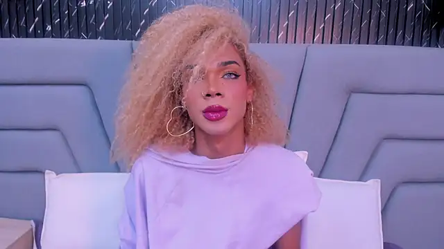 NaomiSteward live sex cam