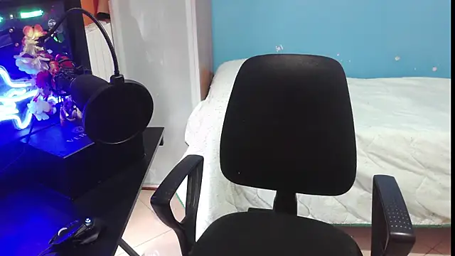 Badboyi1997 live sex cam