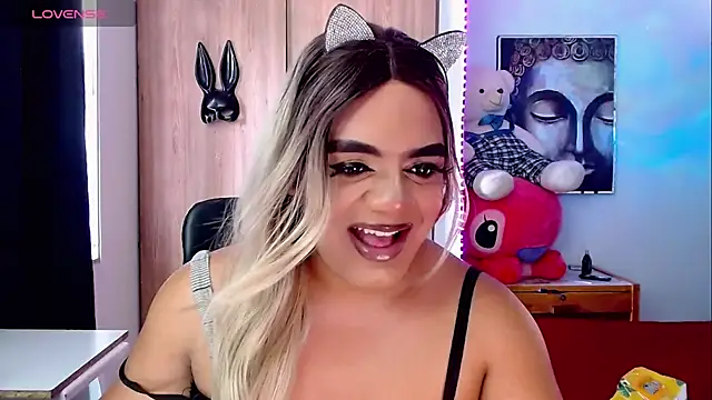 Sofiabigcock22 live sex cam