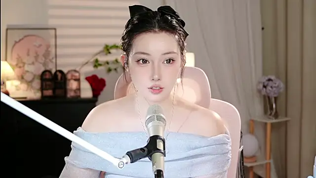 Dou-Dou-er live sex cam