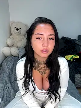 Coco-Love live sex cam