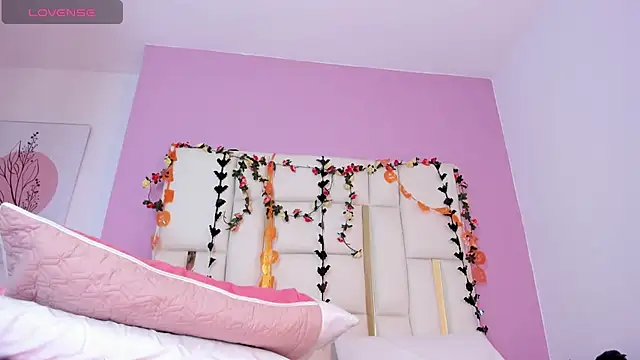Silvana-Castro live sex cam