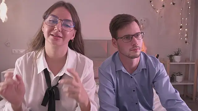 PashaAndMila live sex cam