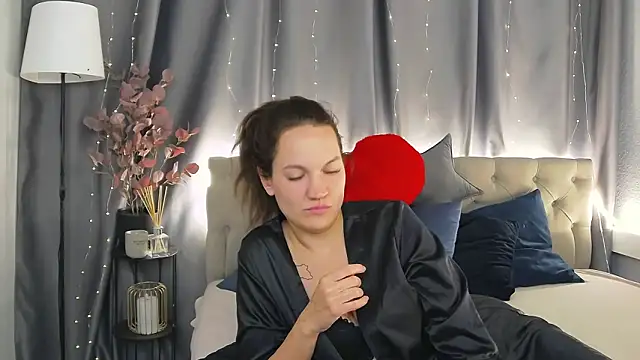 IvetaRayy live sex cam