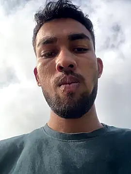 cutekaran live sex cam