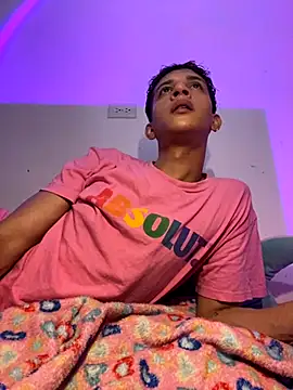 tylernova live sex cam