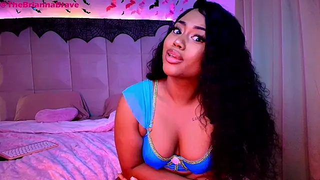 BriannaBrave live sex cam