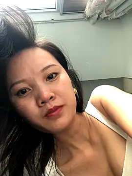 Mile-m live sex cam