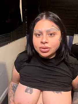 chicanachic13 live sex cam