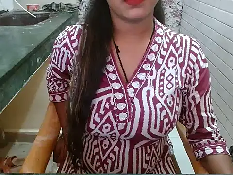 LovingPihu live sex cam
