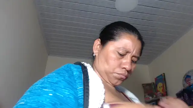 adrixxx38 live sex cam