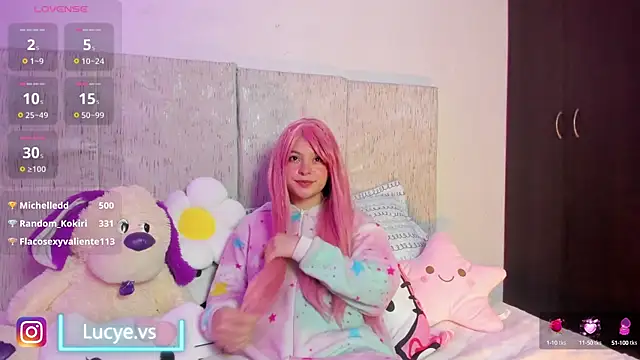 LucyEvans_ live sex cam