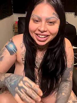chicanachic13 live sex cam