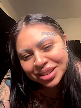 chicanachic13 live sex cam