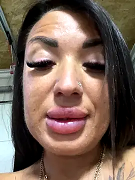 RuslanaXX live sex cam