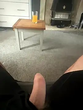 Averagematt1991 live sex cam