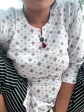 Ishikaranaa live sex cam