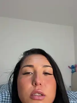 Coco-Love live sex cam