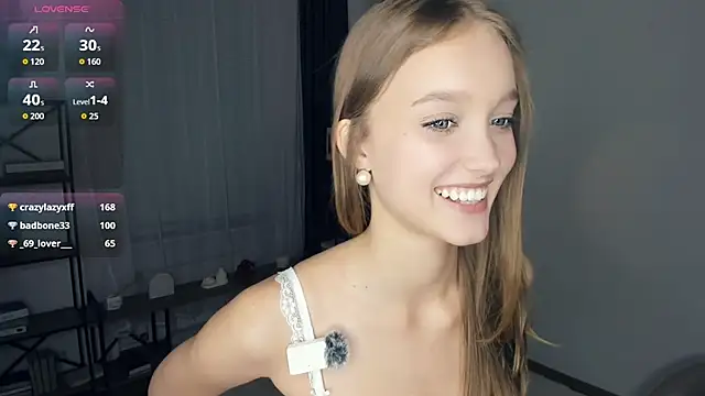 SerrenaAa live sex cam