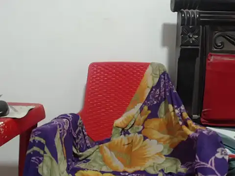 PONSE_LATINO live sex cam