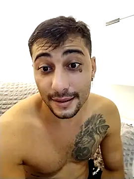 gooddboy01 live sex cam
