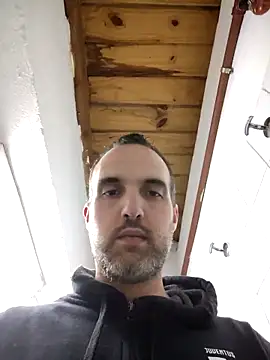 leon3875 live sex cam