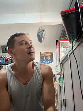 Paul22cm- live sex cam